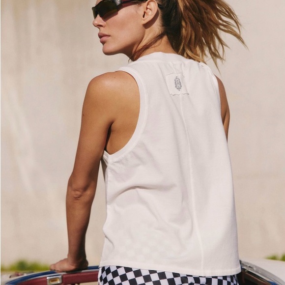 FP Movement Game Time Logo Tank NWT L - Picture 2 of 12